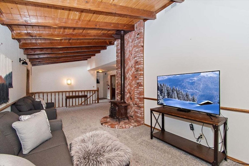 Summit Lodge 1&2