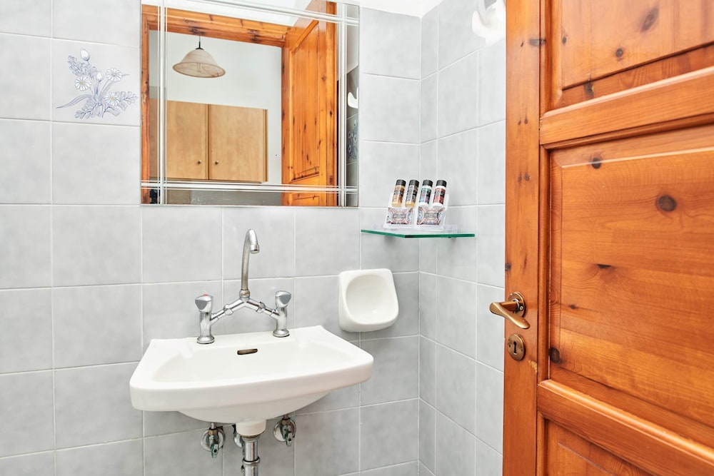 Ionian Aura Apartments