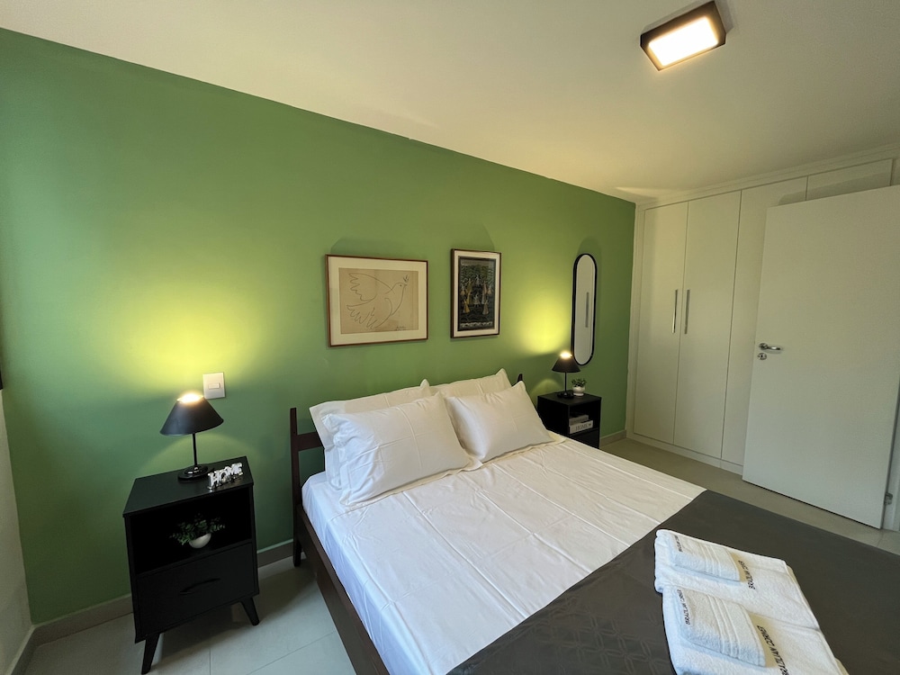 Casa com 2 suítes AC Higienópolis