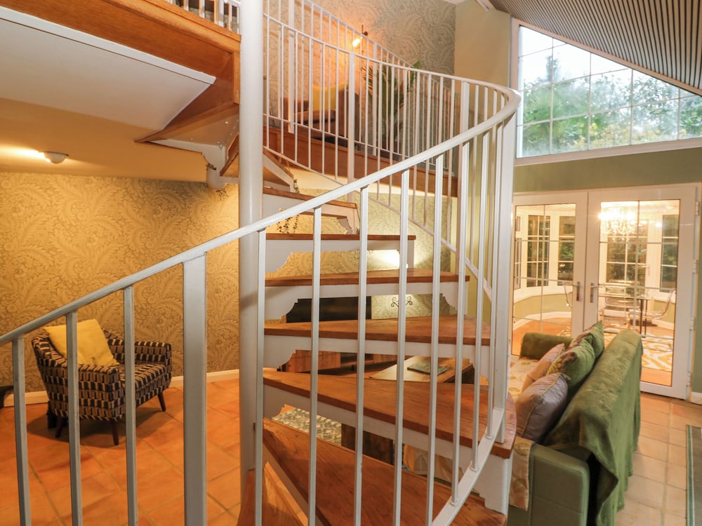 Dowager Cottage