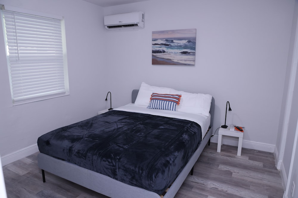 Douglas Rd Apartments