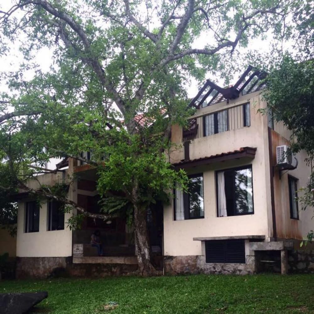 VILLA ATTIKKA