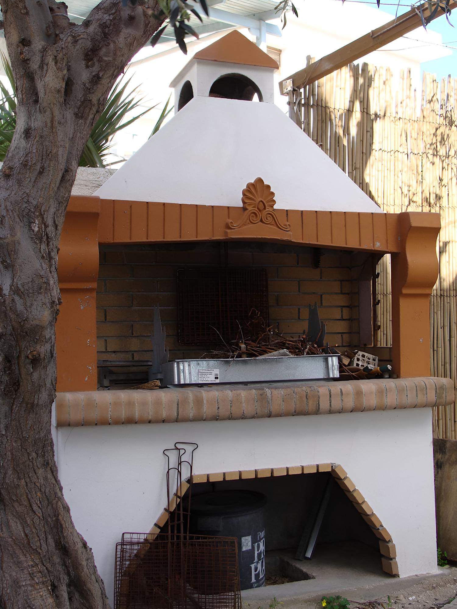 Tilemachos Rooms & Studios