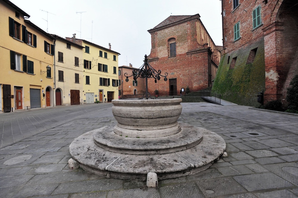 Photo 40
