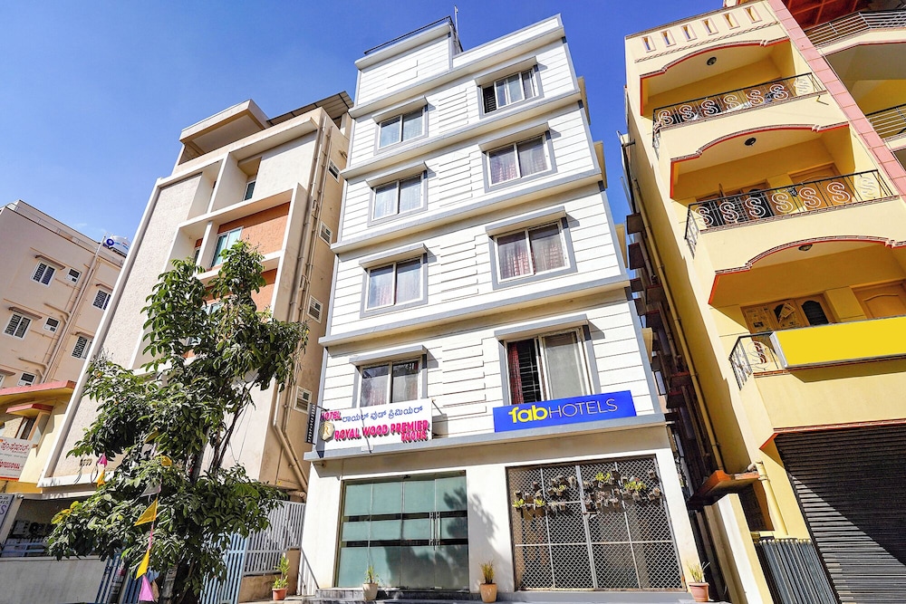 FabHotel Royal Wood Premier - Near Karnataka Golf Association, Domlur