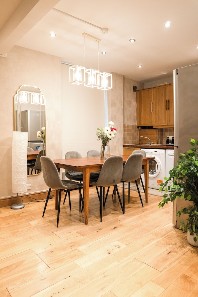 Imperial Earls Court Apartments