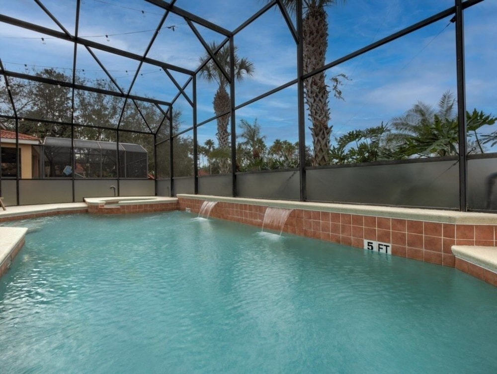 Six Bed Pool Villa In Resort -close To Disney! 6 Bedroom Villa