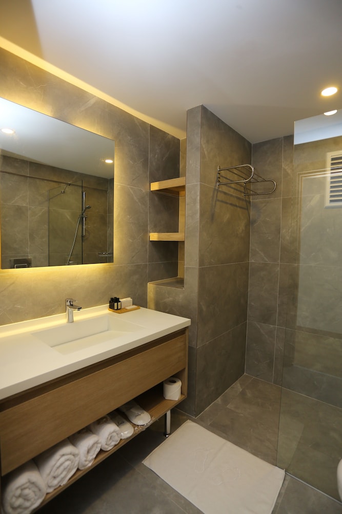 Yalinn Hotel - Image 72