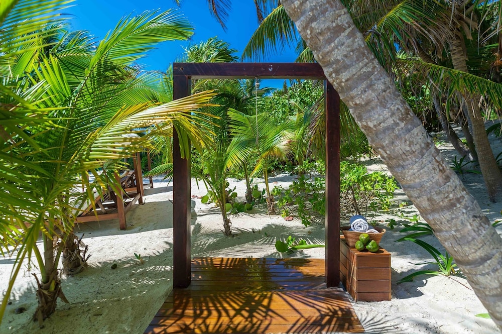 Anana Hacienda Chekul Sanctuary w Private Beach