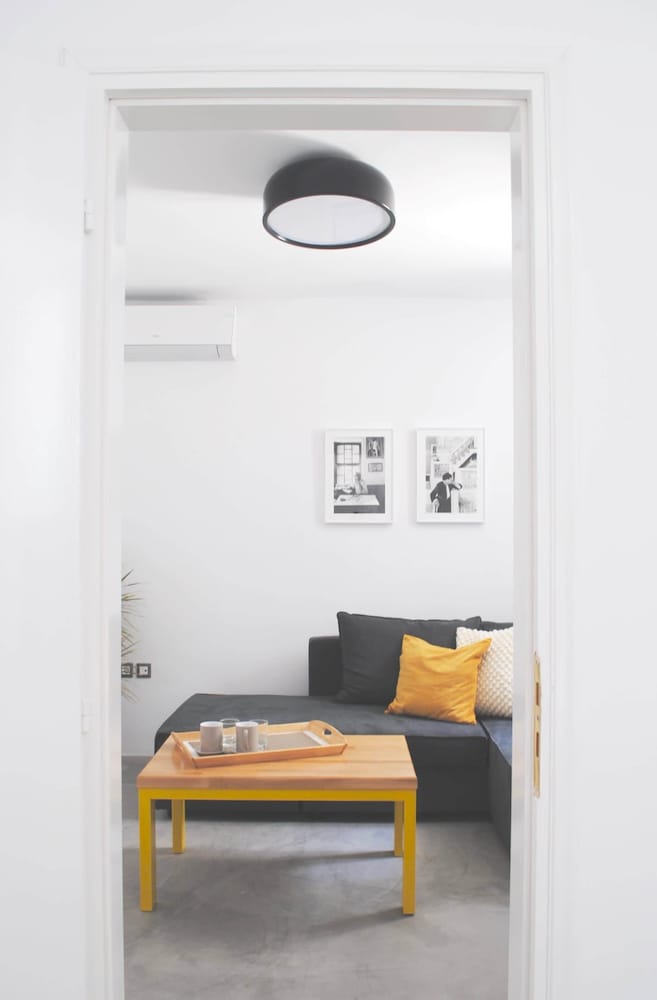 Athens Residence - Cozy Nest Near Acropolis
