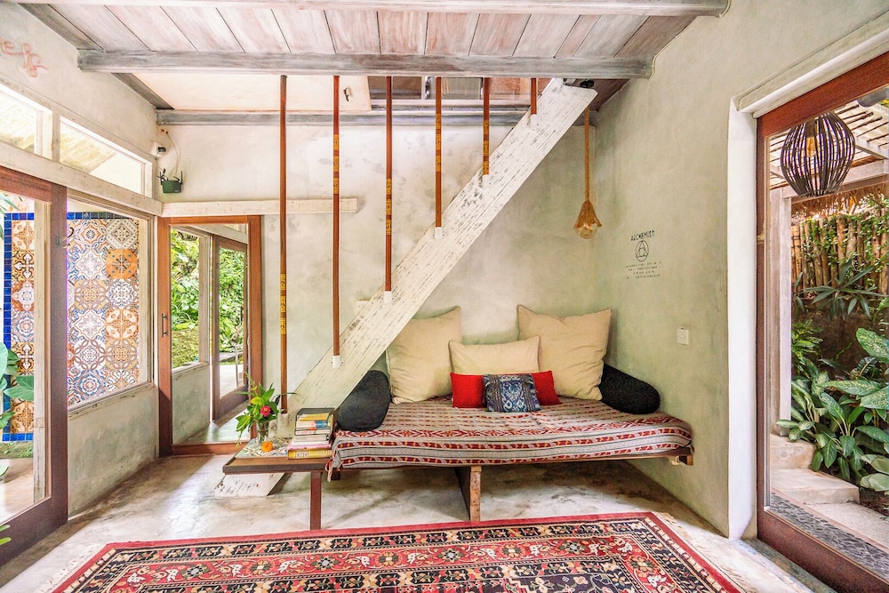 Barong Retreat Villa Ubud with Hammock Terrace, Garden & Koi Pond