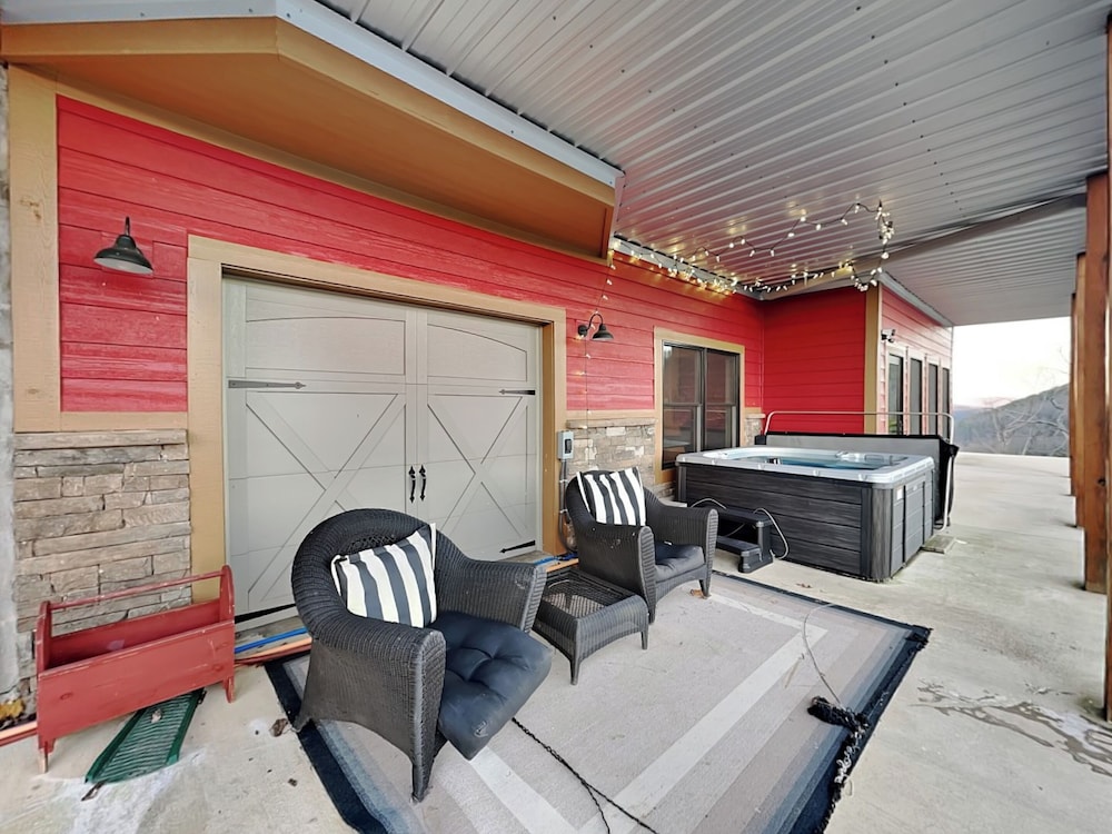5 Solas Lodge by Jackson Mountain Rentals