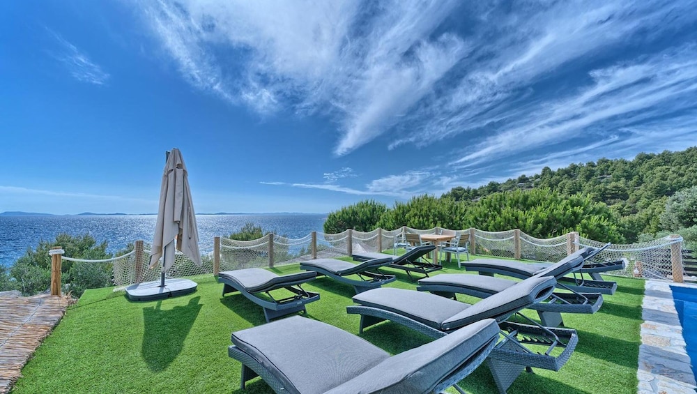 Villa Maria on Murter - Crovillas