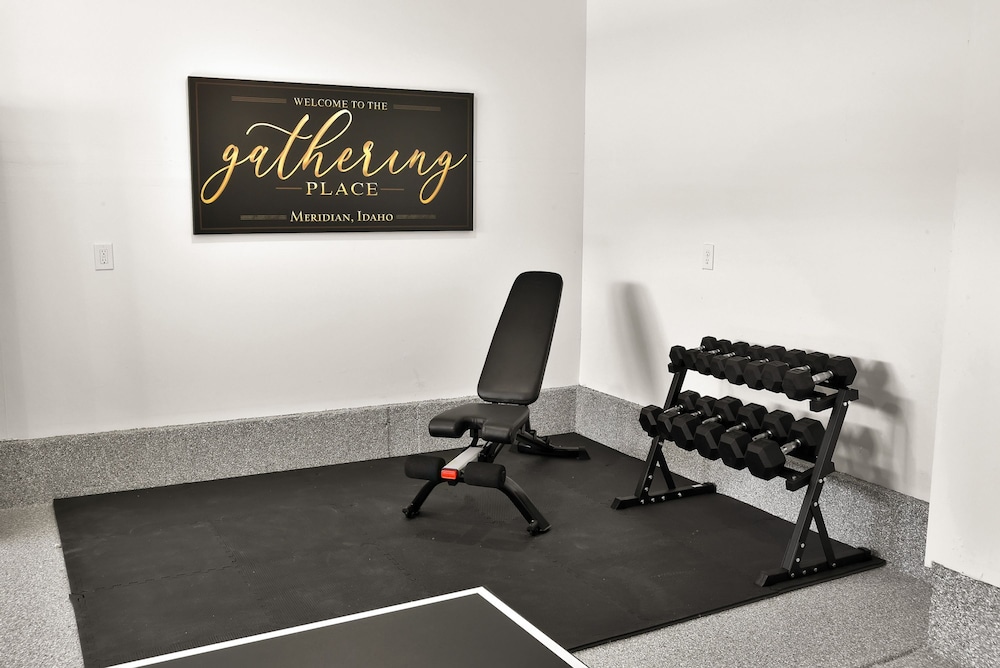 Spa Nights Game Room Fun Luxe 5BR Sleeps 17