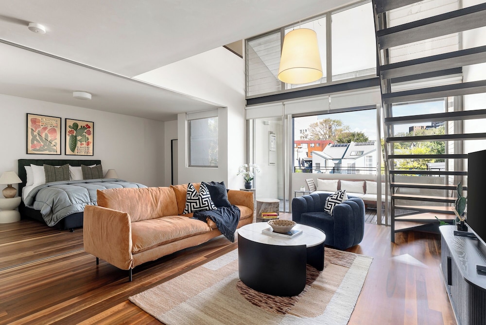 Crown Street Apartments by Urban Rest