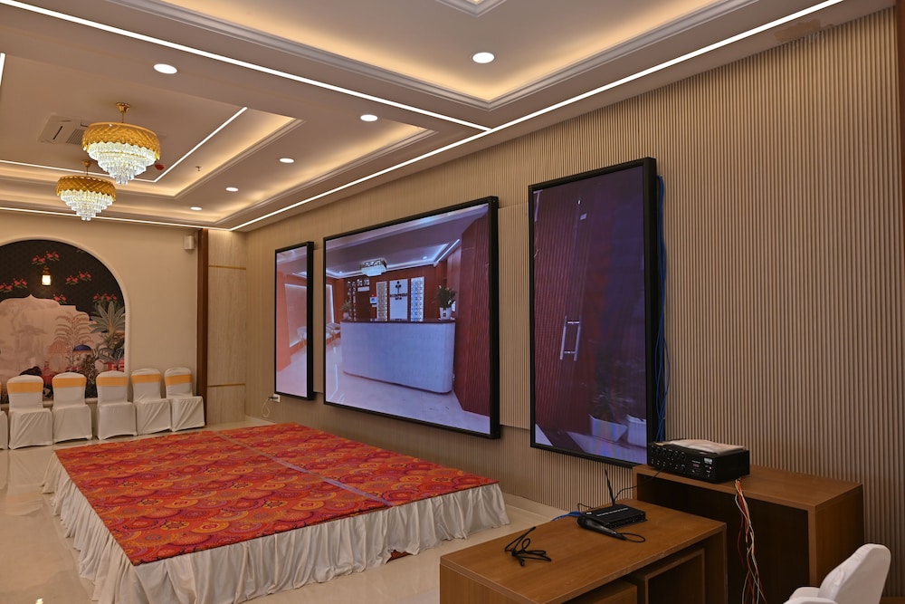 EcoXpress Satva Varanasi - 5 km from Kashi Vishwanath Temple, Varanasi
