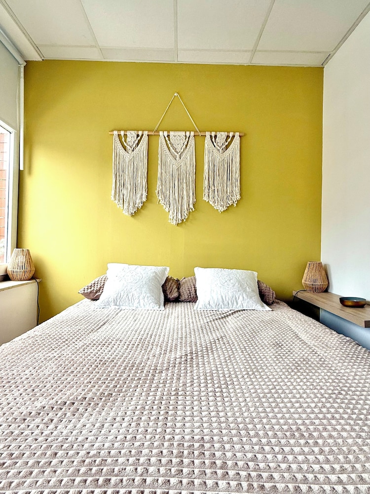 Spacious duplex in the center