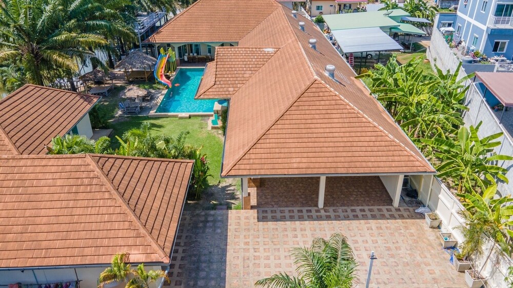 Pool Villa for Families and Party