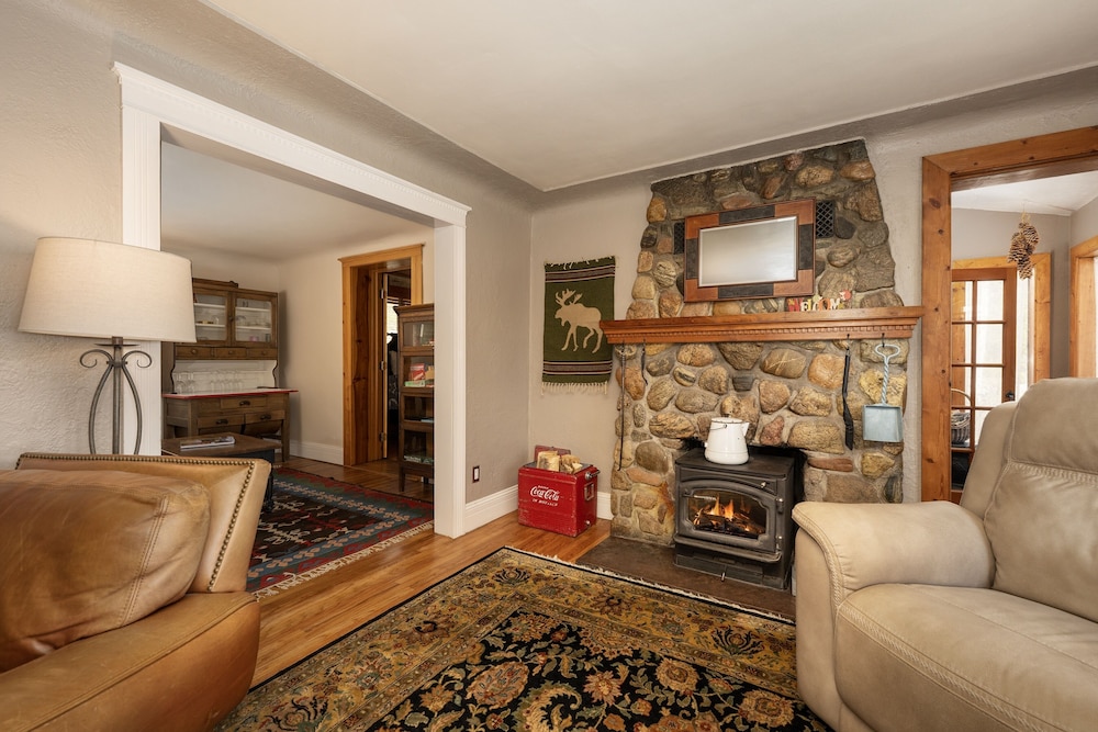 West Portal Cabin 4 Bedroom Cabin