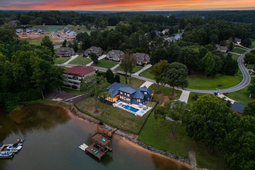 New Saltwater Pool Spa Views Wilson Hideaway