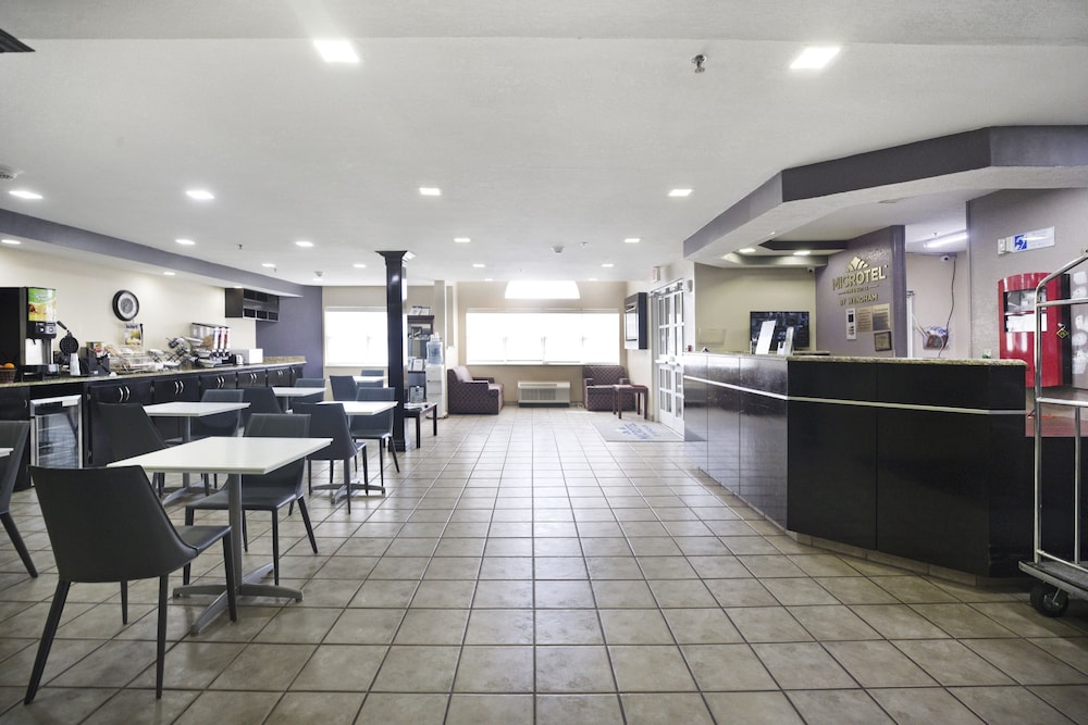 Meridian Vacations - Microtel Inn  Suites by Wyndham Meridian - Property Image 5