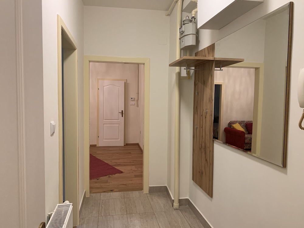 Cozy Apartment in the City Center view 3
