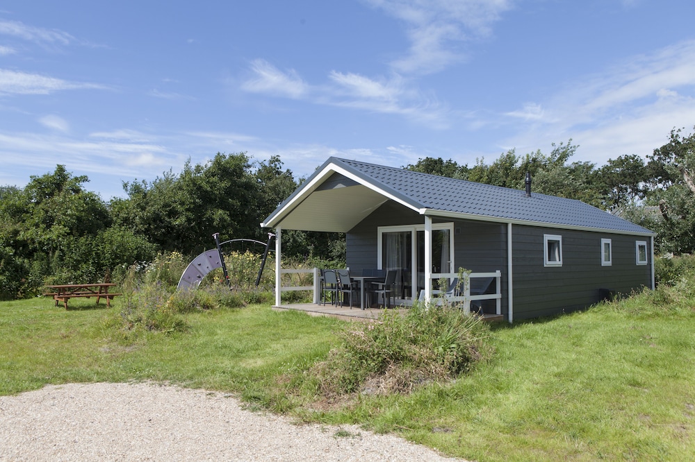 Strand 49 Camping & Glamping view 2