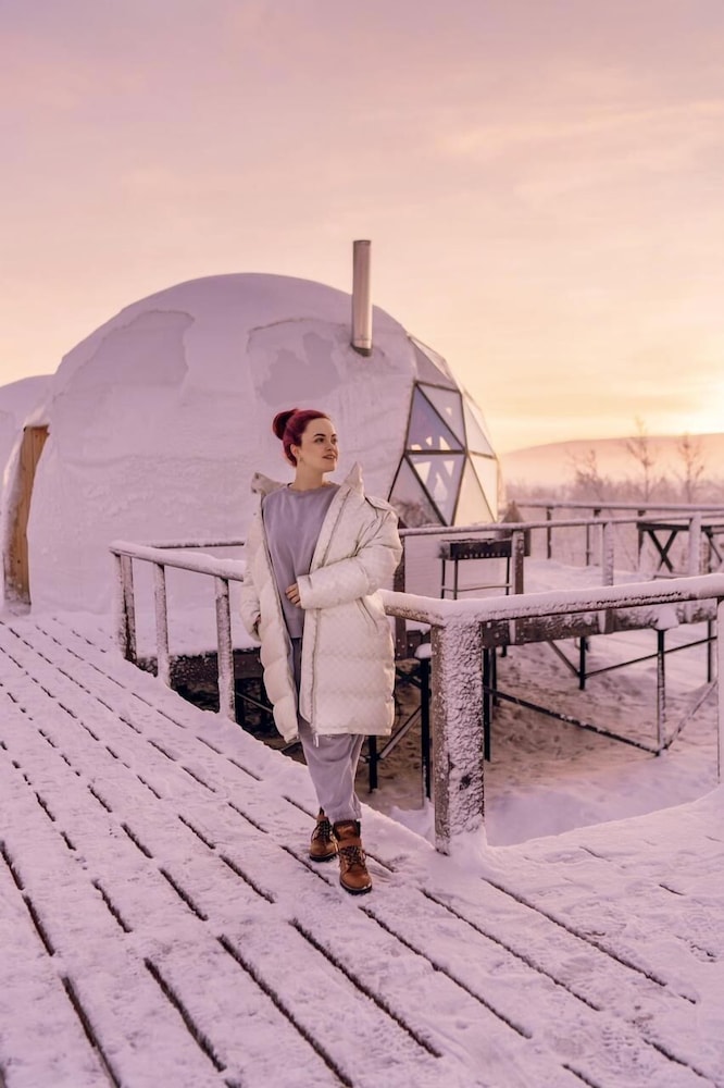 Aurora Village Murmansk
