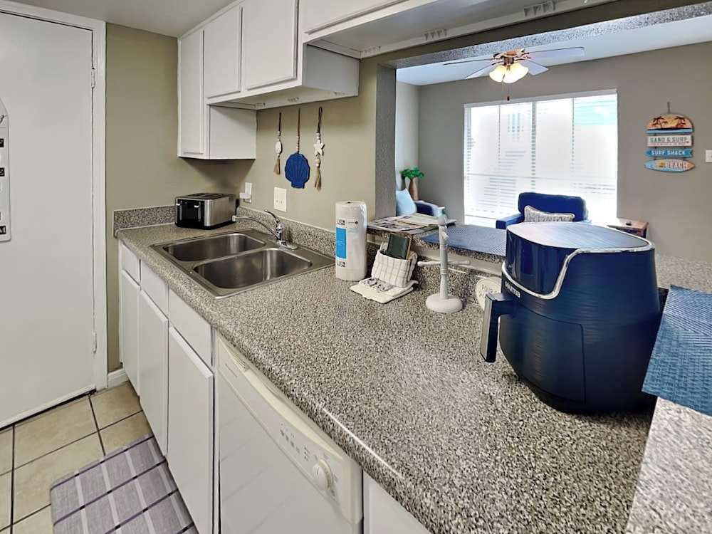Babe's Place by Ryson Vacation Rentals