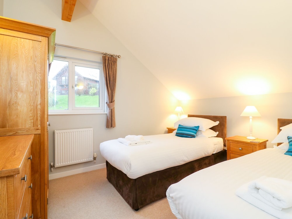 Lodge Sixty Six view 4
