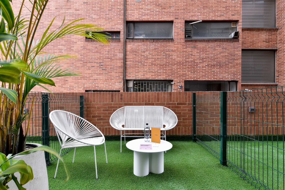 w Majestic Loft w Fantastic Terrace in Bogota