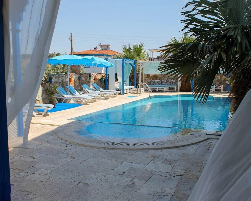 Cunda Paradise Otel - Image 8