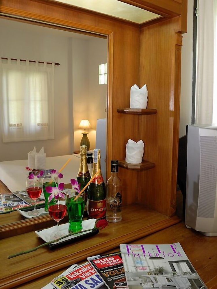 Thong Takian Resort