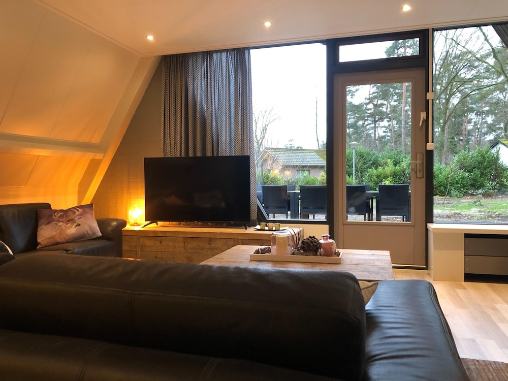 Bungalow in Limburg Near Nature Reserves