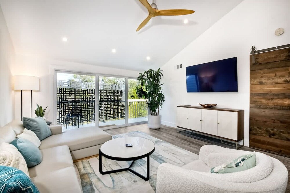 Sea Bluff - Direct Beach Access