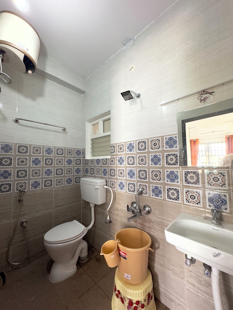 Sishya Service Apartment - Chennai OMR
