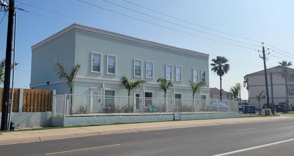 Villas de Laguna 1