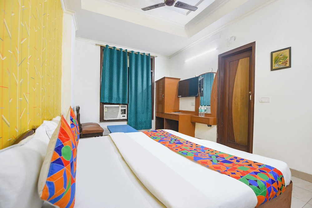 Fabhotel Western