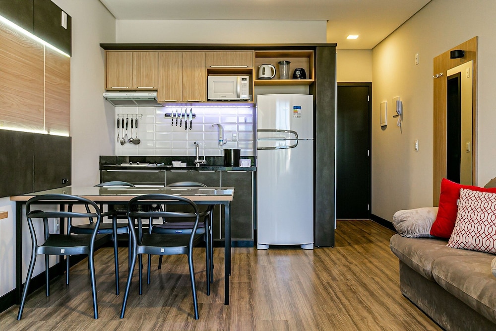 New Studio Well Located 750m From the Beach Sti209