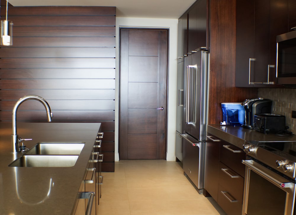 CR Luxury Los Sueños Condos