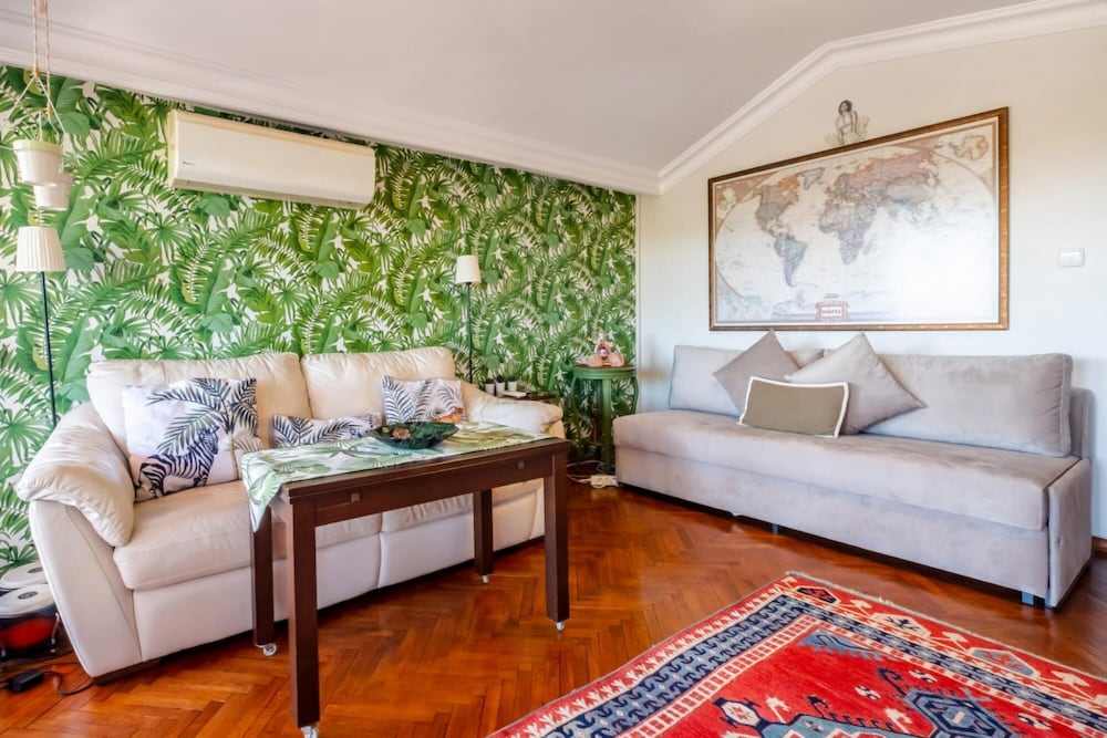 Ravishing Flat With Nature View in Florya