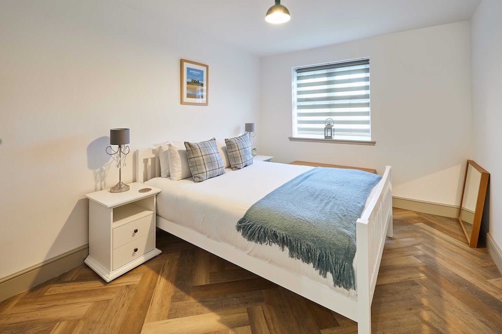 Host Stay Middle Cottage