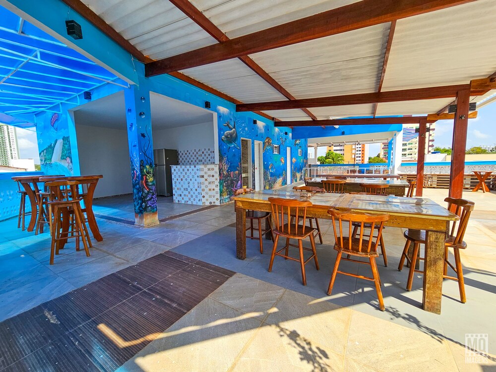 MANERO HOSTEL