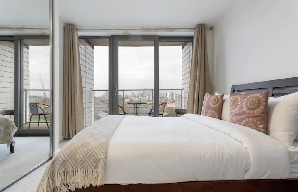 Apartmentsleeps3-balcony-near Canarywharf-gym