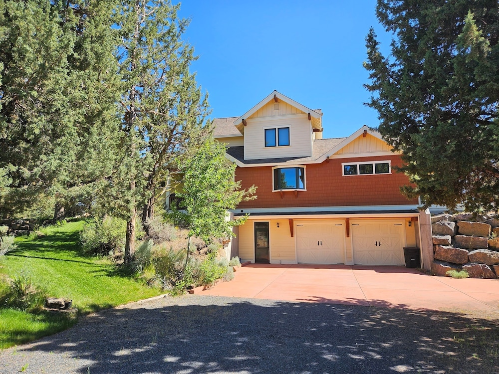 High Lowe 4 Bedroom Home