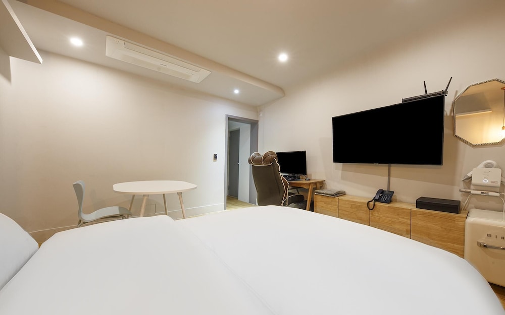 Cheongju Hotel Persona view 4