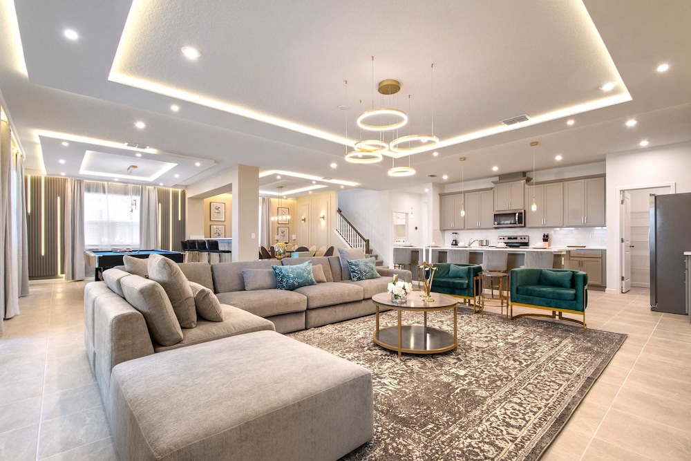 Luxe 9-bedroom Escape With Private Pool & Game Loft Solara Resort Near Disney