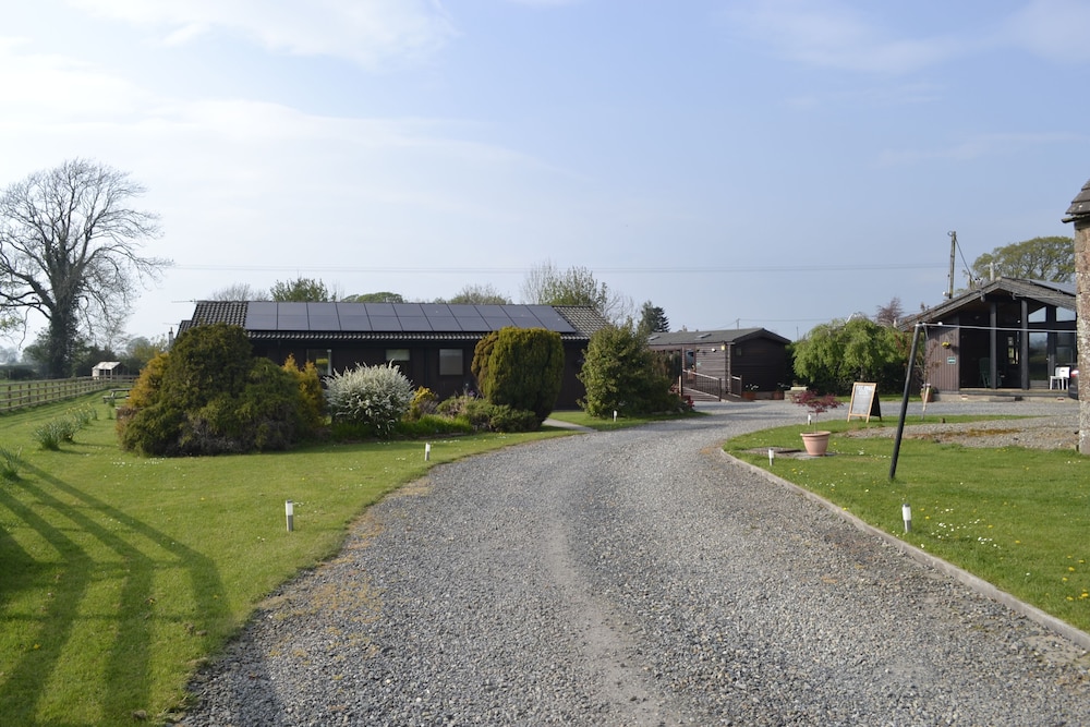 Green View Lodges