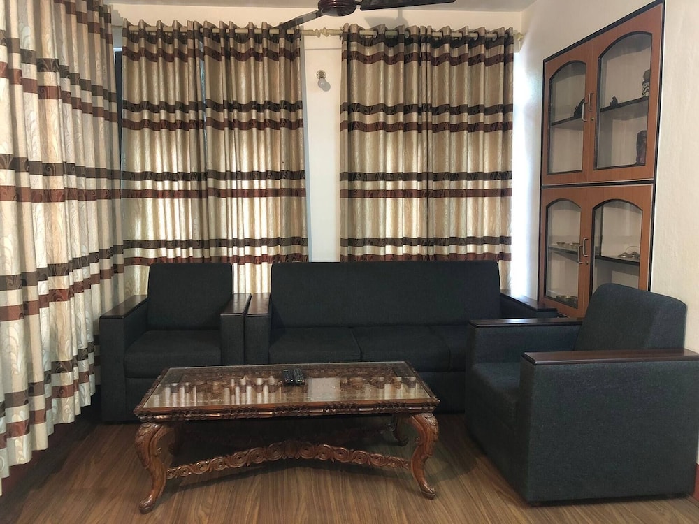 First Apartment 1bhk Thamel 5 min Walk 1st Floor