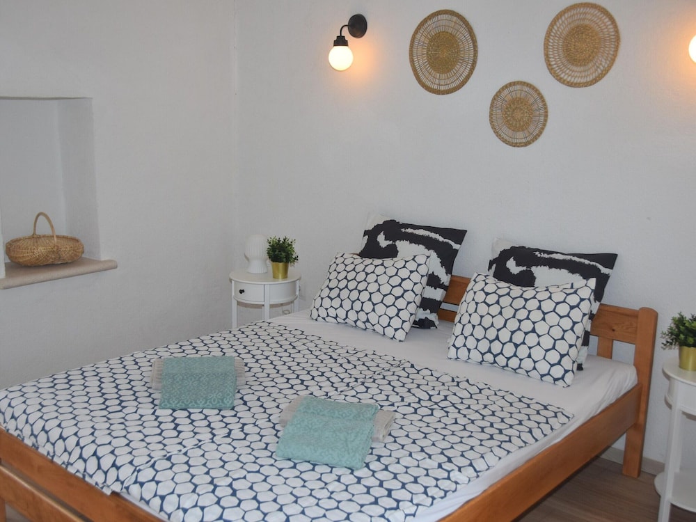 Adorable Home With Private Terrace view 3